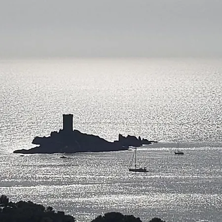 En Paradis * Saint-Raphael (Var)